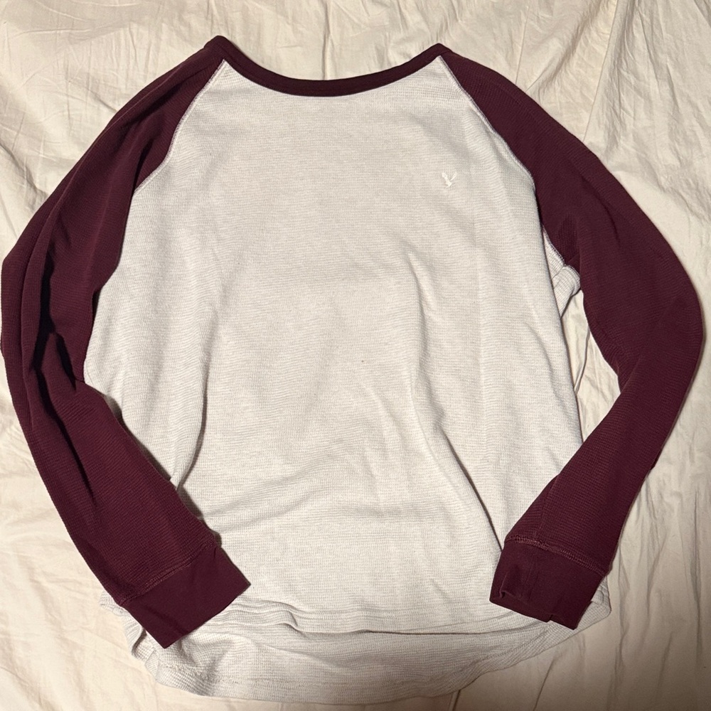 American Eagle Men’s Burgundy and White Long Sleeve Top
